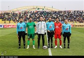 دیدار تیم های فوتبال شمس آذر و تراکتور