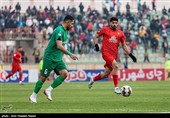 دیدار تیم های فوتبال شمس آذر و تراکتور