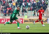 دیدار تیم های فوتبال شمس آذر و تراکتور