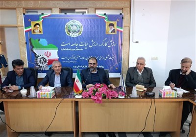 نگاه منفی کارفرمایان به تشکل‌های کارگری/ سرگردانی کارگران برای مشاغل سخت و زیان‌آور!