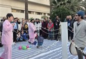 نبض تند تئاتر در گلستان/استقبال از نمایش‌های خیابانی « مرغ شیشه‌ای» و « نمره چهار»