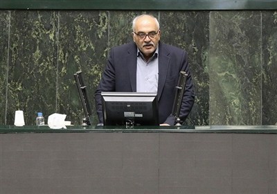 نماینده رزن: مردم دیگر به شعارهای دولت اعتماد ندارند