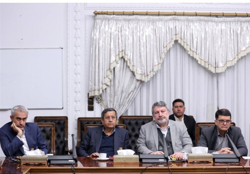 تعویق یک‌ساله فاکتور الکترونیک در جلسه اصناف با رئیس جمهور