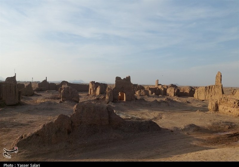 قلعه عمرانی گناباد برای مرمت مشکل مالکیت‌ دارد