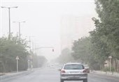 خیزش گرد و خاک محلی به دنبال تندباد شدید در اردبیل