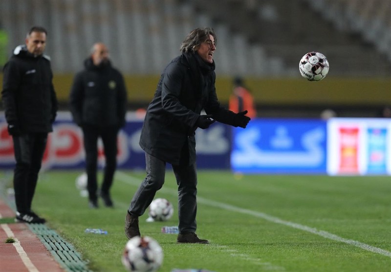 ساپینتو: مربی سابق! بگذار در آرامش کار کنیم / من رضاییان را اخراج نکردم