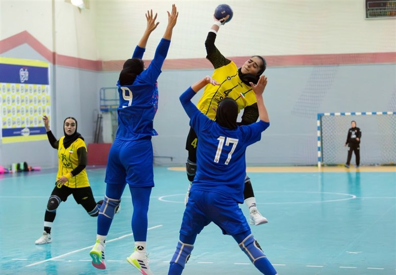 لیگ برتر هندبال بانوان | پیروزی پُرگل سپاهان و تساوی استقلال