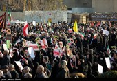 اجتماع مردم اصفهان در اعتراض به وضعیت معیشتی و محکومیت اغتشاشات اخیر