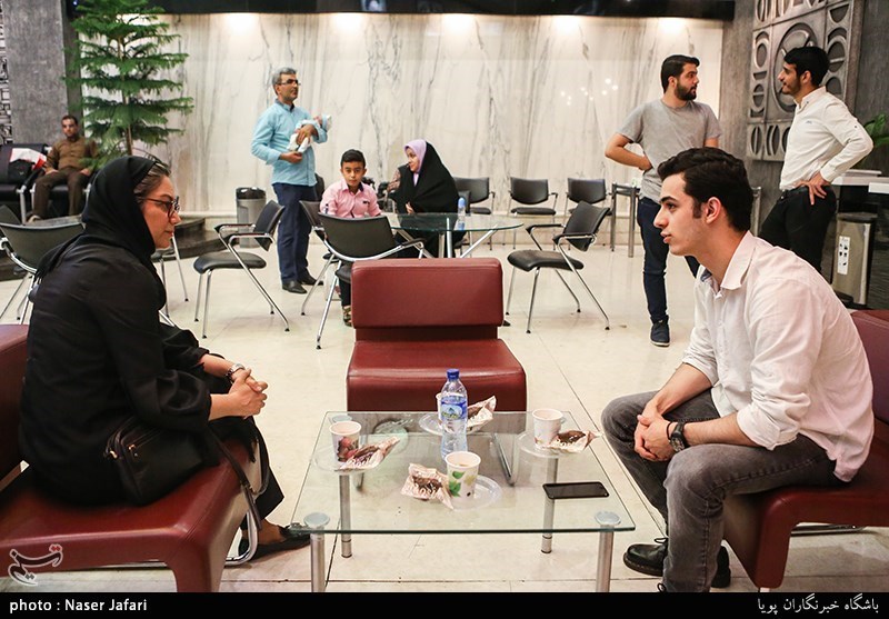 تقدیر از عوامل ویلایی ها