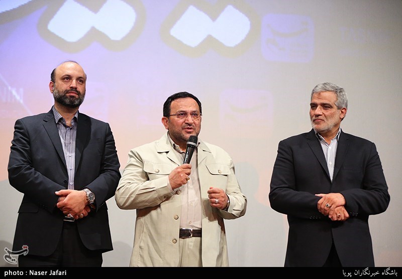 تقدیر از عوامل ویلایی ها