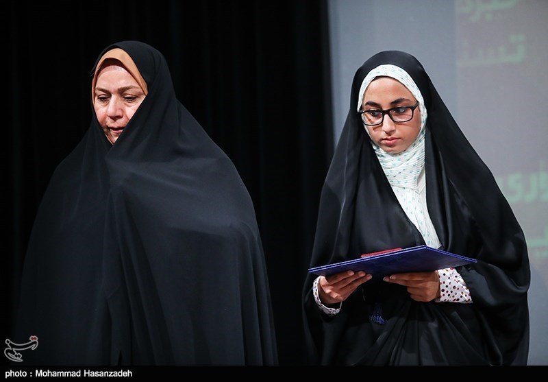 آیین تقدیر خبرگزاری تسنیم از عوامل ویلایی ها
